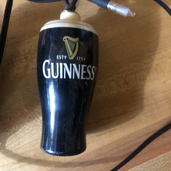 Guinness Draught String Lights Pint Beer Glasses Bar Decor 15 Feet 15 Glasses - Picture 7 of 7